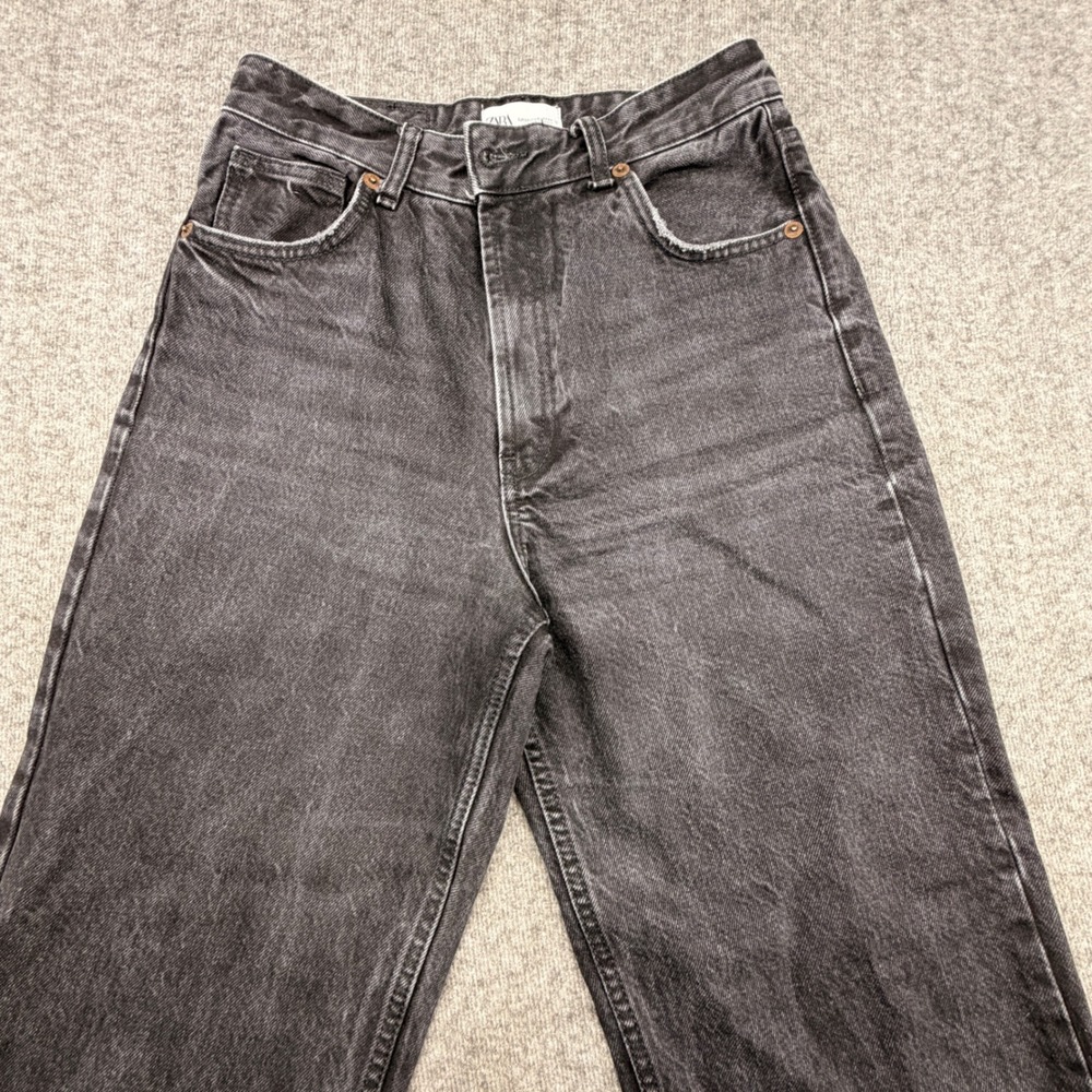 Zara Womens High Waisted Wide Leg Jeans Faded Black Raw Hem Size 6 MEX 28 - Picture 6 of 9